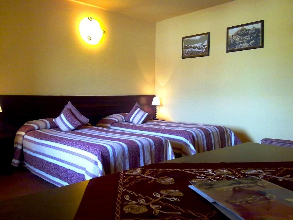 Hotel Transilvania Sighisoara Room photo